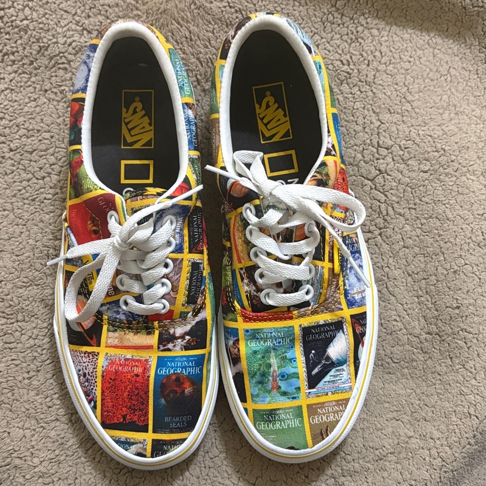 Vans Low-Top Sneakers - Multicolor National Geographic Patch Print